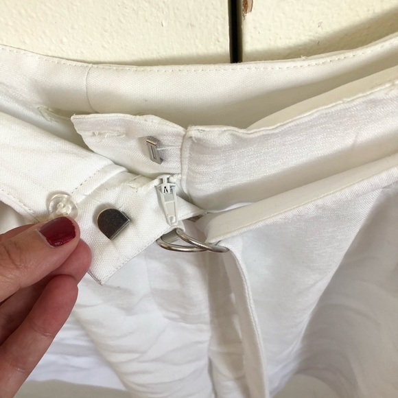 White high waisted retro-style shorts - Picture 4 of 4